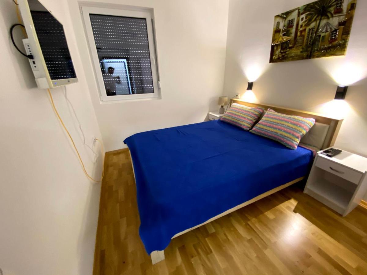 Skopje Brand New Apartment ภายนอก รูปภาพ